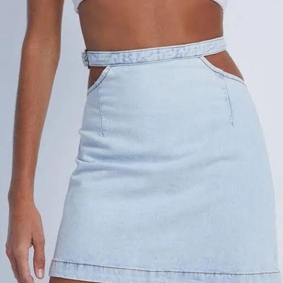 NWT Weworewhat Women’s Large Cut Out Skirt - Picture 1 of 9